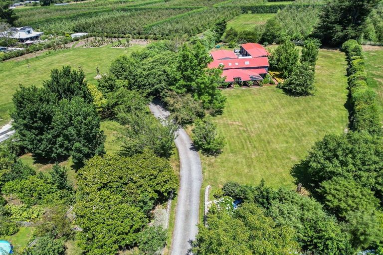 Photo of property in 66-66a Kuratawhiti Street, Greytown, 5712