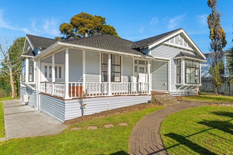 Photo of property in 2 Cobden Street, Gisborne, 4010