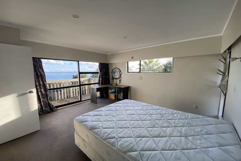 Photo of property in 28 Mayall Avenue, Beach Haven, Auckland, 0626