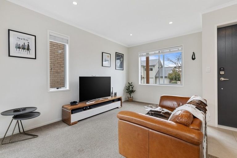 Photo of property in 55 Station Street, Hobsonville, Auckland, 0616