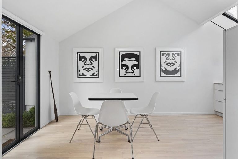 Photo of property in 2/388 Montreal Street, Christchurch Central, Christchurch, 8013