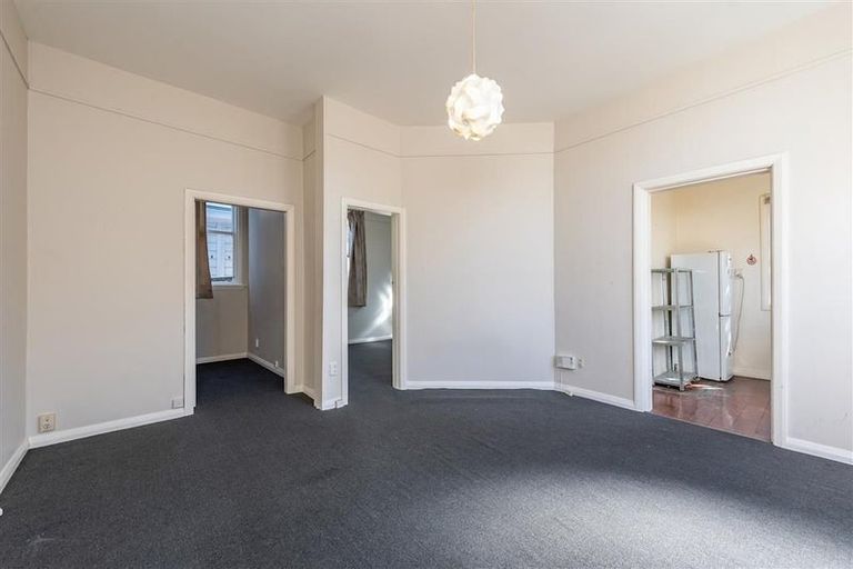 Photo of property in 4a/8 Howard Street, Mount Cook, Wellington, 6021