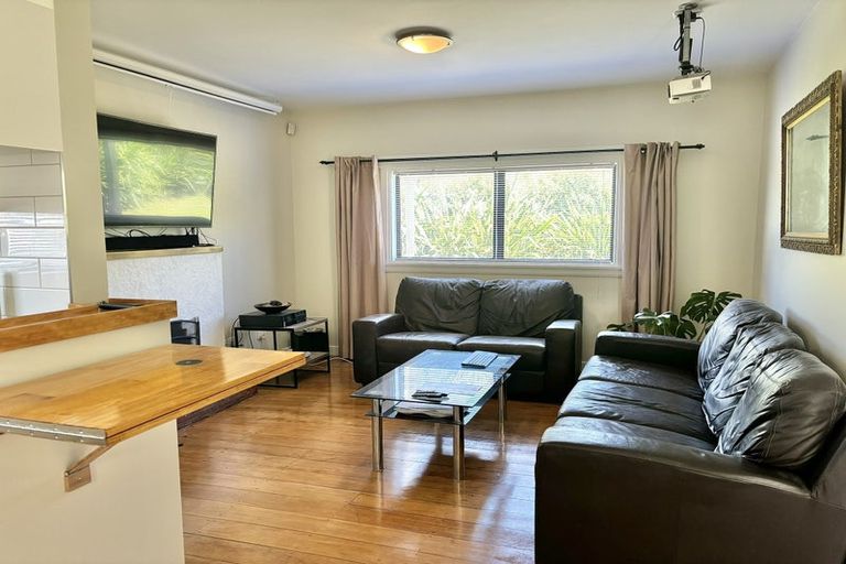 Photo of property in 99 High Street, Waipawa, 4210