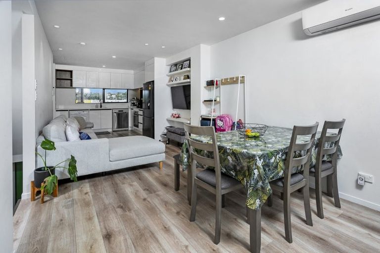 Photo of property in 100a Target Road, Wairau Valley, Auckland, 0629