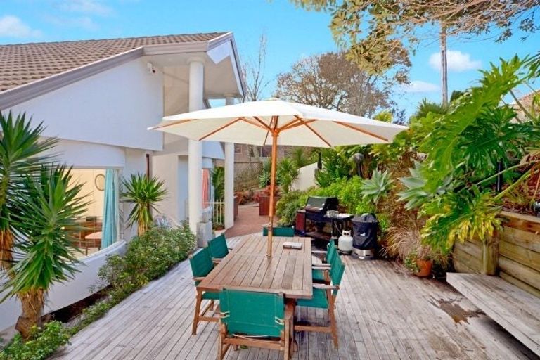 Photo of property in 9a Norman Road, Hauraki, Auckland, 0622