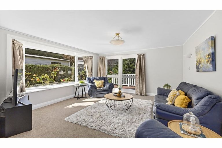 Photo of property in 20 Lucknow Terrace, Khandallah, Wellington, 6035