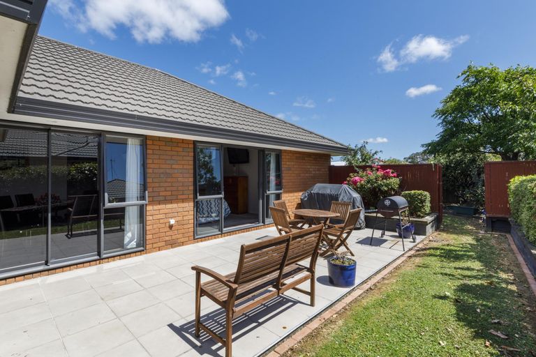 Photo of property in 45 Peter Hall Drive, Kelvin Grove, Palmerston North, 4414