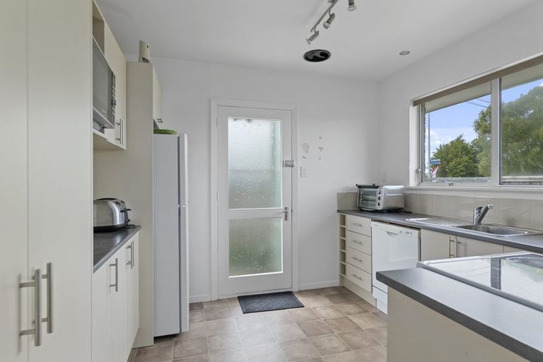 Photo of property in 500 Harewood Road, Harewood, Christchurch, 8051