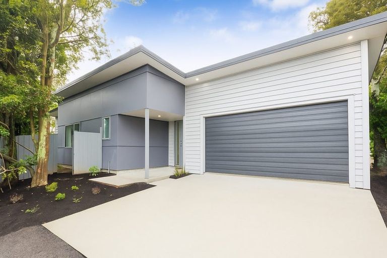 Photo of property in 5a Aokautere Drive, Fitzherbert, 4410