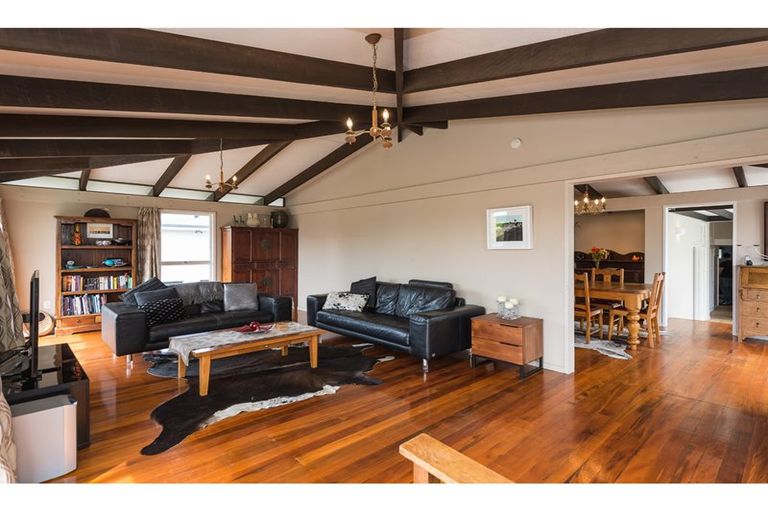 Photo of property in 19 Highfield Place, Avonhead, Christchurch, 8042