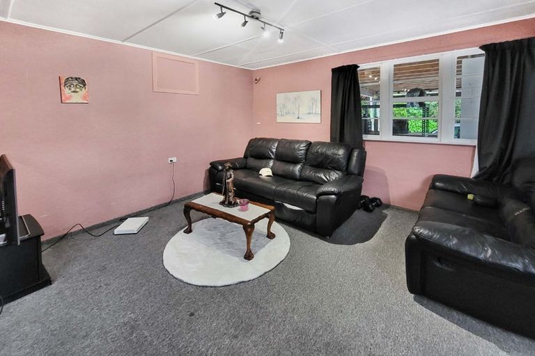 Photo of property in 22a Hine Road, Wainuiomata, Lower Hutt, 5014