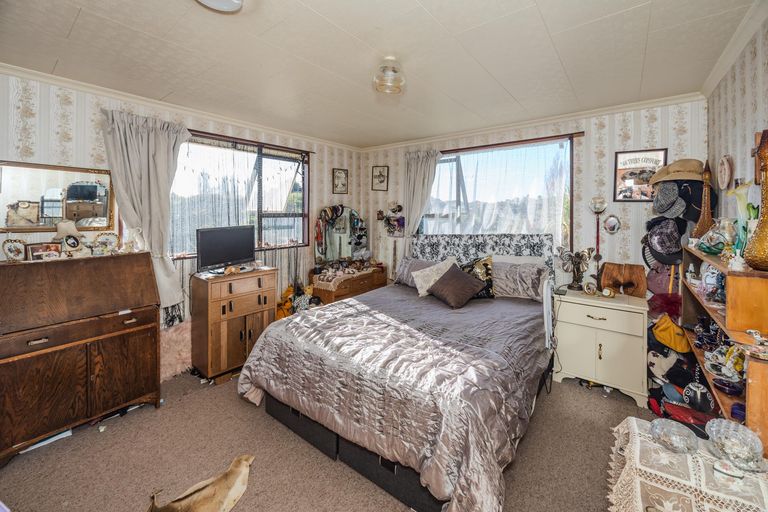 Photo of property in 42 Jessop Street, South Hill, Oamaru, 9400