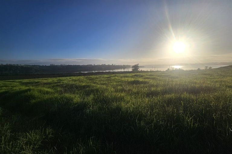 Photo of property in 47 Matahehe Lane, Tinopai, 0593