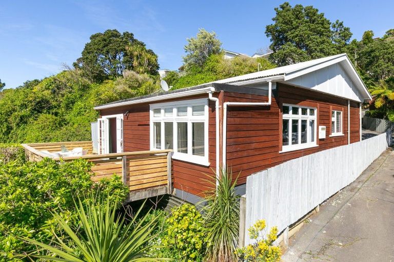 Photo of property in 64b Balfour Street, Mornington, Wellington, 6021