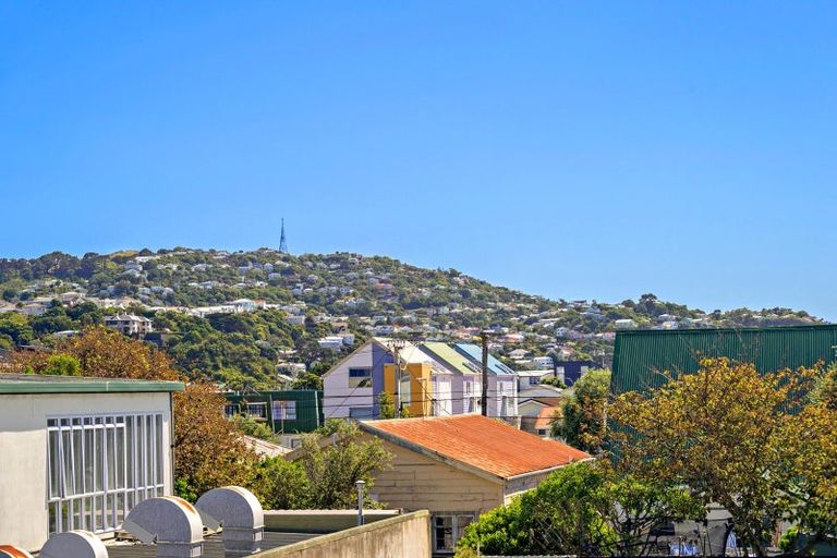 Photo of property in 16f2 Ross Street, Kilbirnie, Wellington, 6022