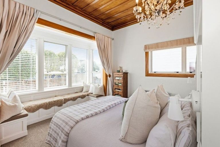 Photo of property in 78 Charles Street, Westshore, Napier, 4110