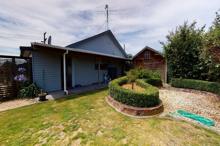 Photo of property in 14 Graham Street, Tinwald, Ashburton, 7700