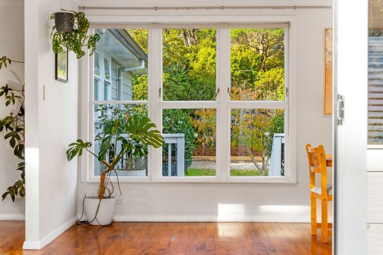 Photo of property in 34 Muriwai Road, Waimauku, 0812