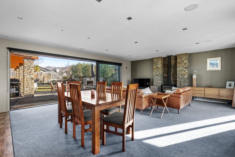 Photo of property in 10 Elizabeth Place, Clyde, 9330