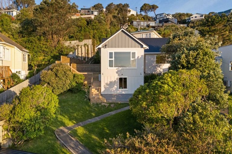 Photo of property in 68 Kinghorne Street, Strathmore Park, Wellington, 6022