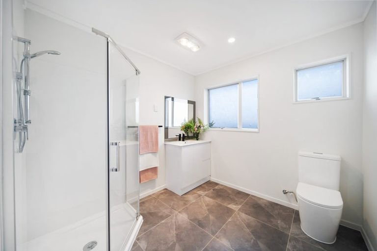 Photo of property in 5a Landscape Road, Pukekohe, 2120