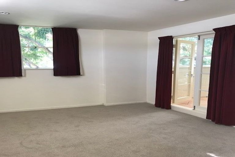 Photo of property in Lexington Apartments, 33u8 Hania Street, Mount Victoria, Wellington, 6011