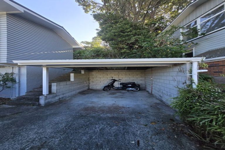 Photo of property in 94 Amapur Drive, Ngaio, Wellington, 6035