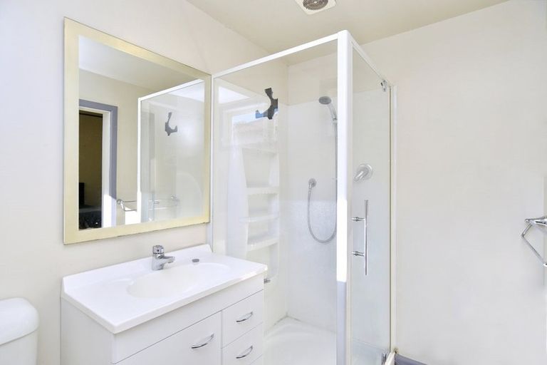 Photo of property in 137 Geraldine Street, Edgeware, Christchurch, 8013