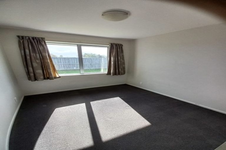 Photo of property in 21 Peak Crescent, Kaiapoi, 7630