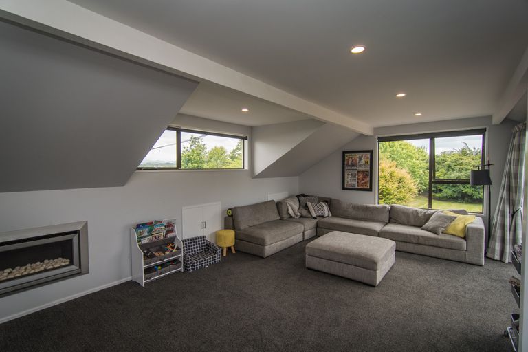 Photo of property in 399 Gleniti Road, Hadlow, Timaru, 7974