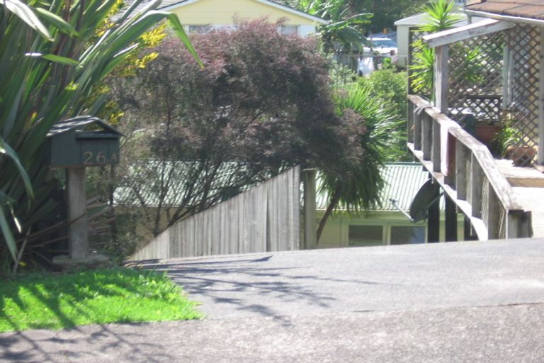 Photo of property in 26 Pokapu Street, Titirangi, Auckland, 0600