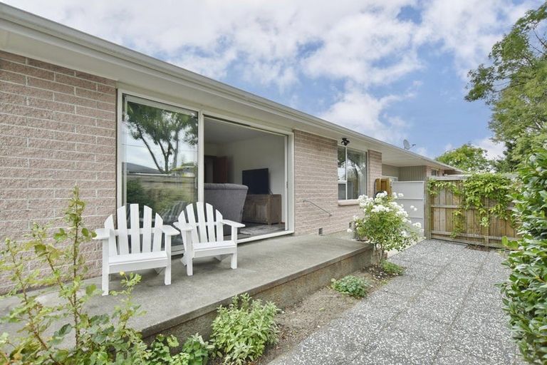 Photo of property in 1/36 Dee Street, St Albans, Christchurch, 8014