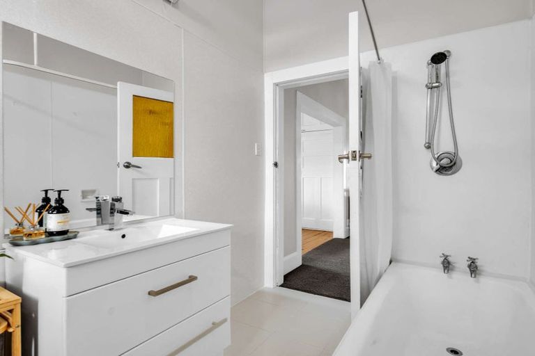 Photo of property in 800 Victoria Street, Parkvale, Hastings, 4122