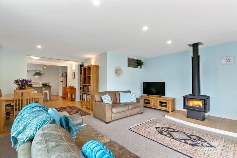 Photo of property in 74 Main Road, Wainuiomata, Lower Hutt, 5014