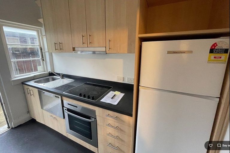 Photo of property in Norton Flats, 302u1 Willis Street, Aro Valley, Wellington, 6011