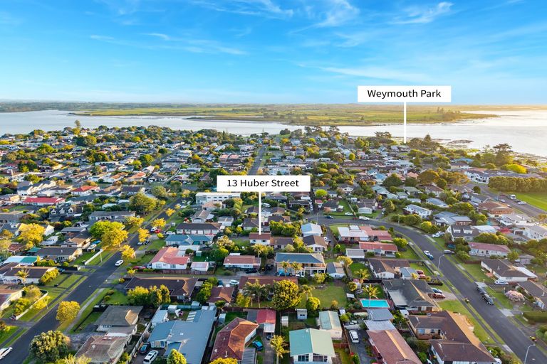 Photo of property in 13 Huber Street, Weymouth, Auckland, 2103