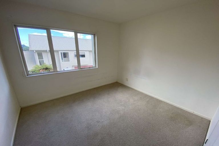 Photo of property in 1/96 Balmain Road, Chatswood, Auckland, 0626