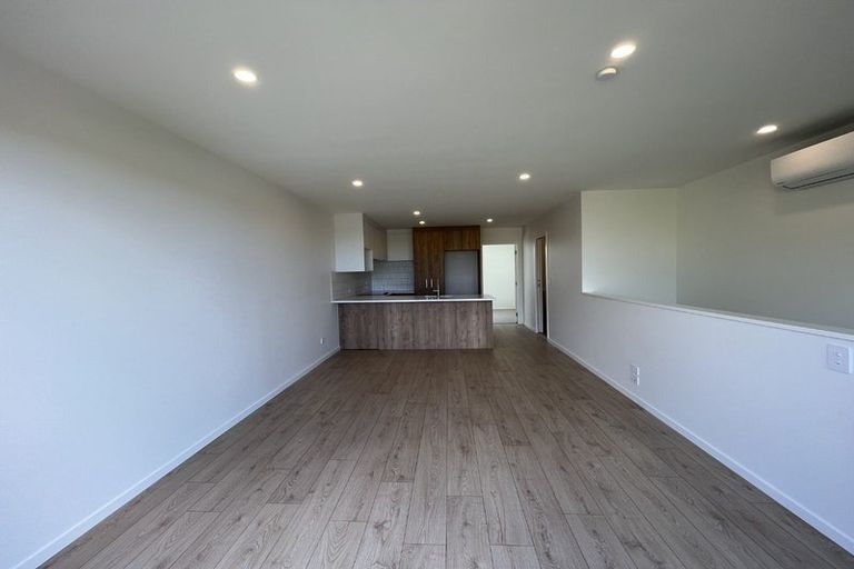 Photo of property in 2/23 Makomako Drive, Orewa, 0931