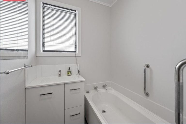 Photo of property in 1/204 Grays Road, Saint Leonards, Hastings, 4120