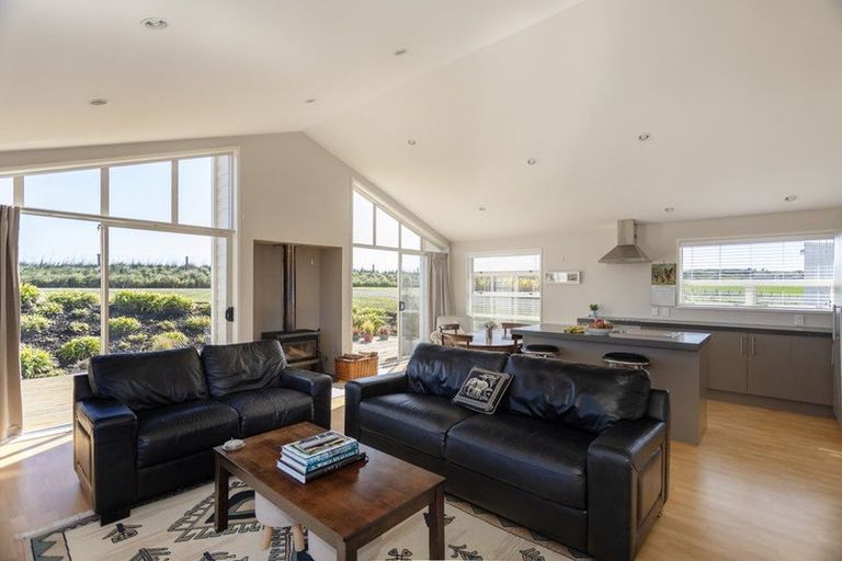 Photo of property in 76 Fortification Road, Kakanui, Oamaru, 9495