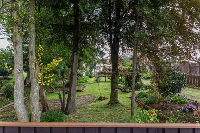 Photo of property in 8 Hartgill Crescent, Dannevirke, 4930