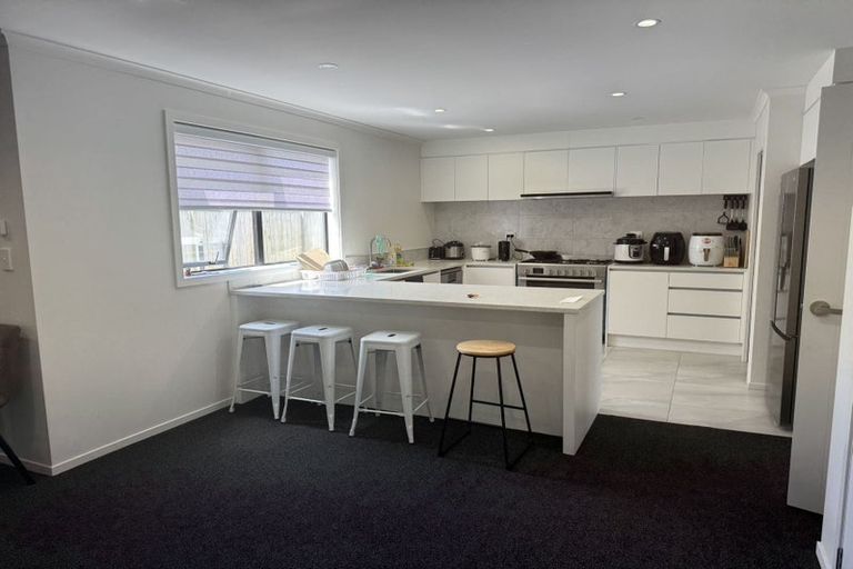 Photo of property in 6 Kaaka Street, Cambridge, 3434