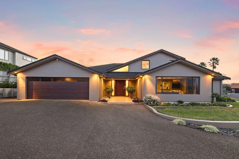 Photo of property in 253 Wellington Street, Pukekohe, 2120