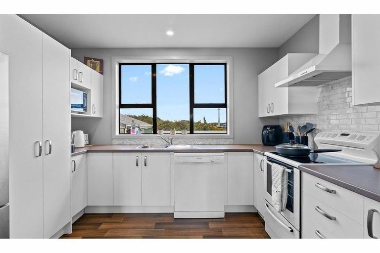 Photo of property in 2 Scott Street, Strathern, Invercargill, 9812