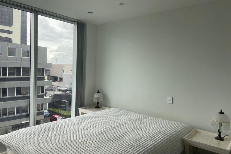 Photo of property in Sentinel Apartments, 403/3 Northcroft Street, Takapuna, Auckland, 0622