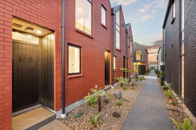 Photo of property in 5/13 Donald Place, St Albans, Christchurch, 8014