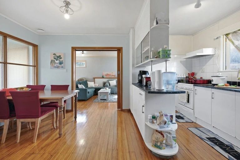 Photo of property in 281 Pakuranga Road, Pakuranga Heights, Auckland, 2010