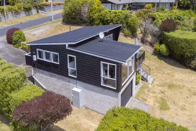 Photo of property in 51 Rainbow Drive, Rainbow Point, Taupo, 3330