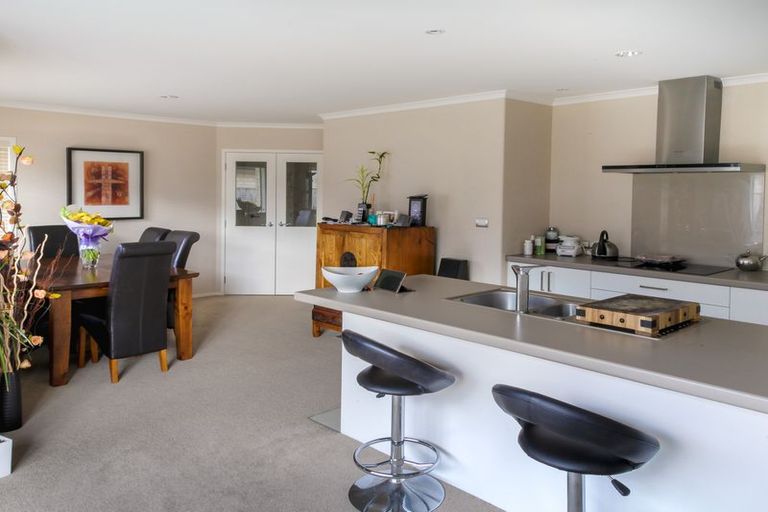 Photo of property in 10 Toscana Drive, Karaka, Papakura, 2113