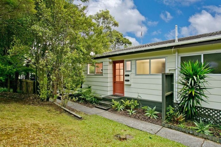 Photo of property in 3/42 Manuka Road, Glenfield, Auckland, 0629